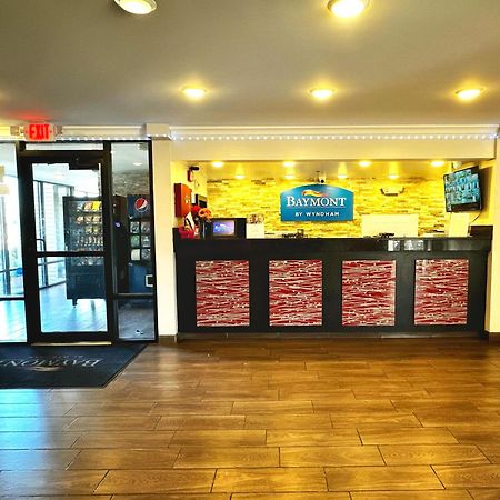 Baymont Inn And Suites By Wyndham Columbus / Near Osu Bagian luar foto