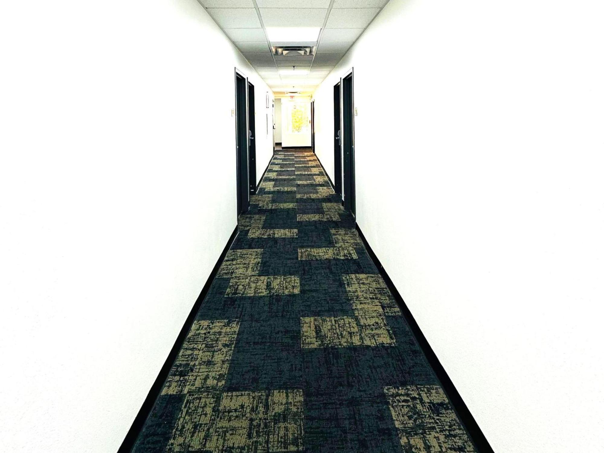 Baymont Inn And Suites By Wyndham Columbus / Near Osu Bagian luar foto