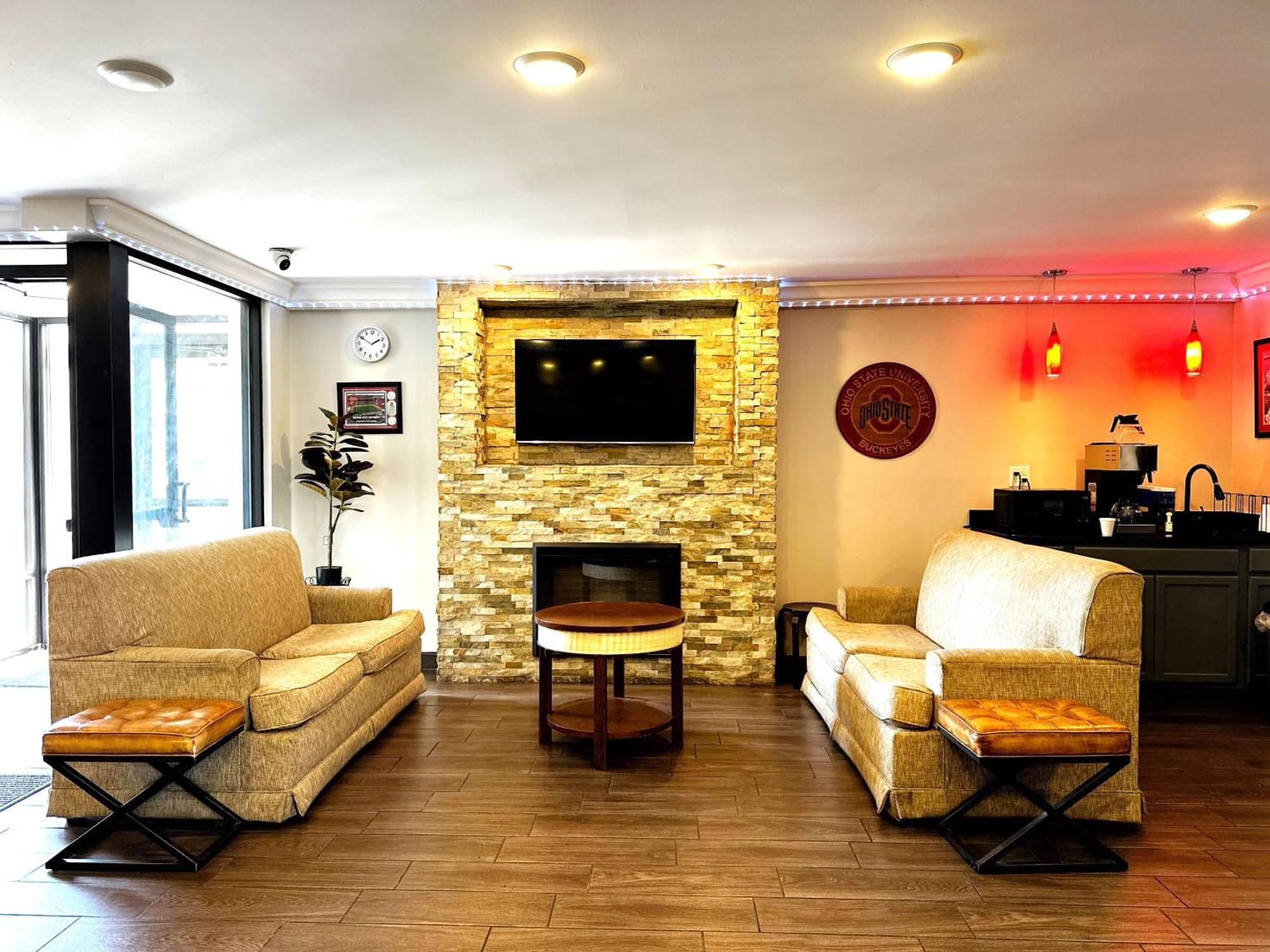 Baymont Inn And Suites By Wyndham Columbus / Near Osu Bagian luar foto